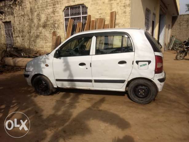  Hyundai Santro Xing petrol  Kms