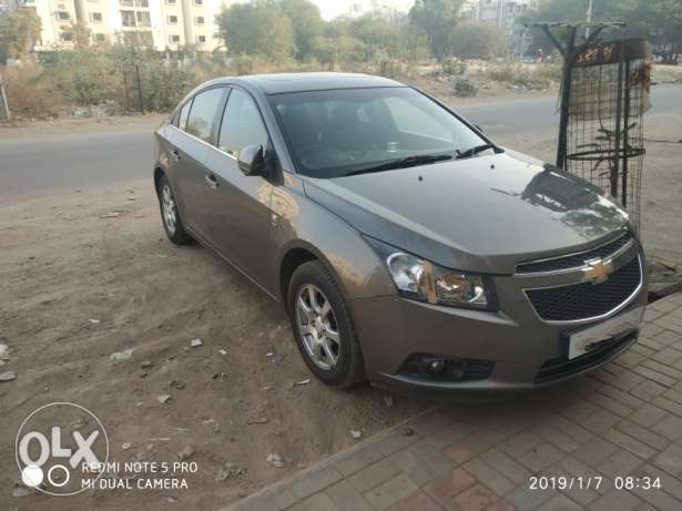 Chevrolet Cruze diesel  Kms  year