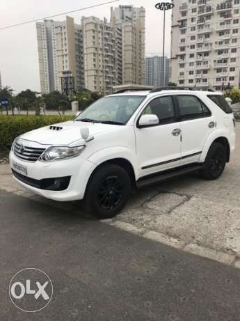  Toyota Fortuner diesel (A/T)