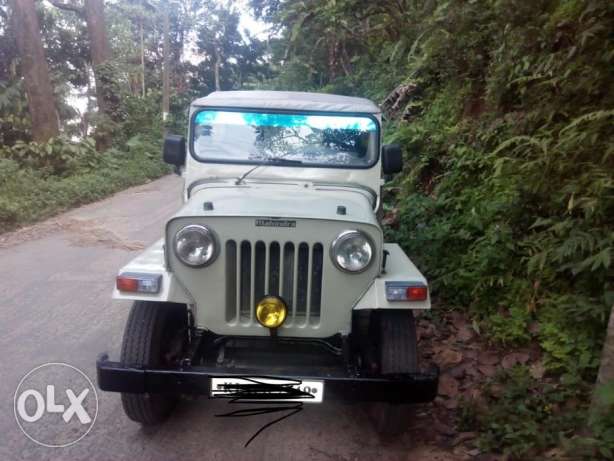 Mahindra jeep
