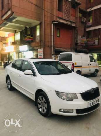 Skoda Superb Ambition 2.0 Tdi Cr At, , Diesel