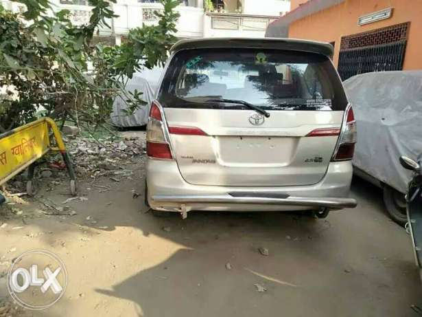  Toyota Innova diesel  Kms