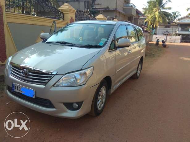  Toyota Innova diesel  Kms