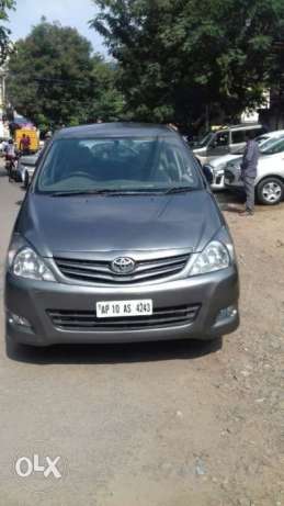 Toyota Innova 2.5 G4 8 Str, , Diesel