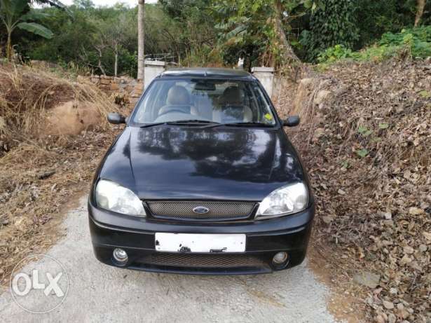  Ford Ikon petrol  Kms