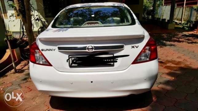 Nissan Sunny petrol  Kms  year