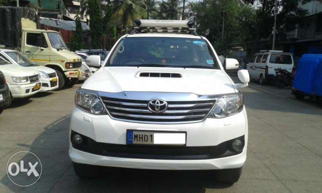 Toyota Fortuner 3.0 4x2 At, , Petrol