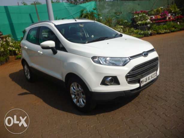  Ford Ecosports Titanium Automatic  Kms in warranty