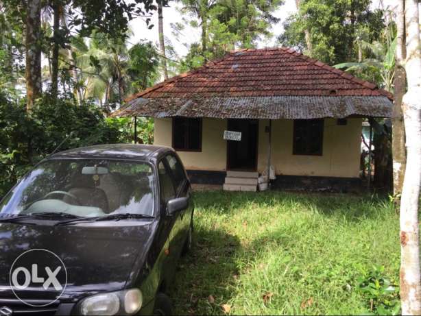Plot with House Mala Route Ernakulam District*****LAND for