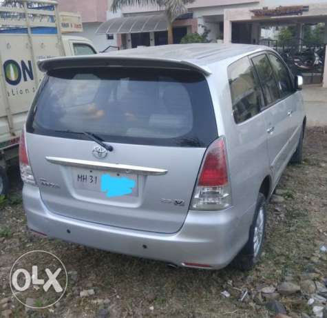  Toyota Innova diesel  Kms