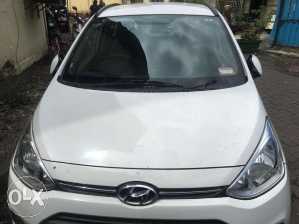 Hyundai Grand I 10 petrol  Kms  year