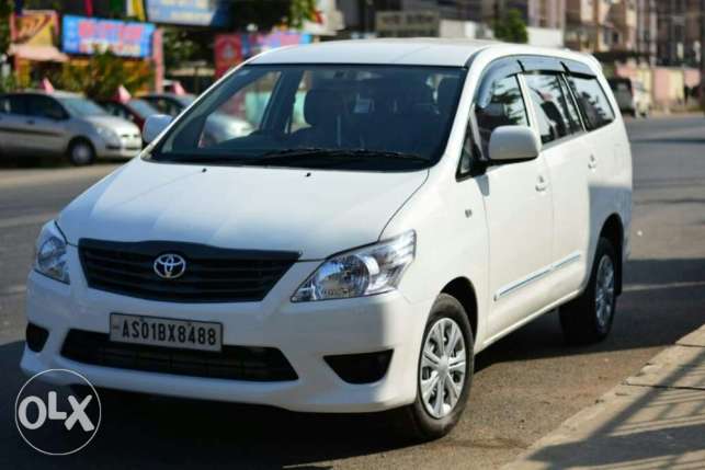 Toyota Innova 2.5 G 8 Str Bs-iv, , Diesel