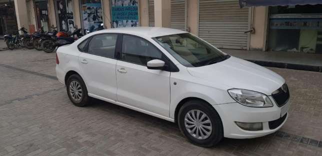 Skoda Rapid For Sale at 3.10 lacs