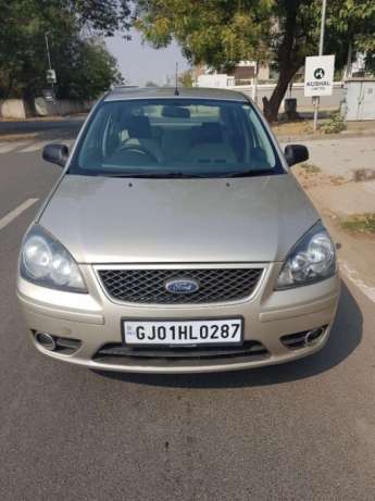 Ford Fiesta Style Petrol Mt, , Cng