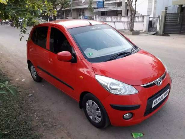 Hyundai I10 petrol  Kms  year