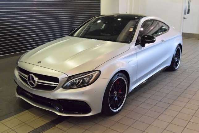 Looking for a Mercedes car