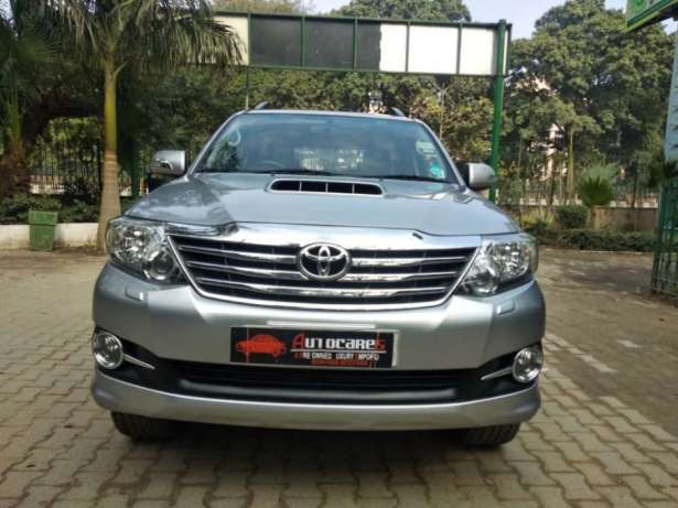 Toyota Fortuner 3.0 4x4 At, , Diesel