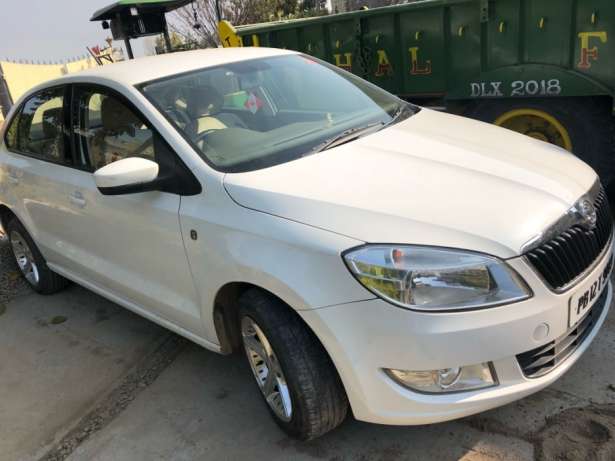  Skoda Rapid diesel  Kms