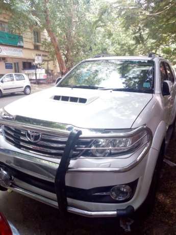 .. FORTUNER 4*2 (MT) Single Owner,Fully Company Service