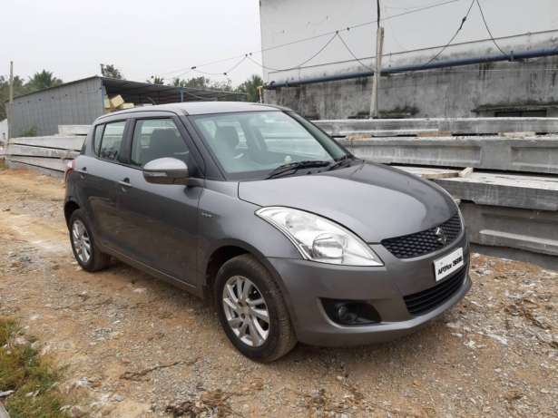  Maruti Suzuki Swift petrol  Kms