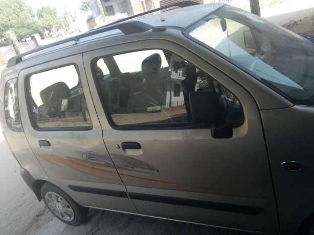 Wagon R LXI Grey Color Maruti-Suzuki