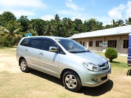 Toyota innova  g4 8 seater silver mint condition diesel
