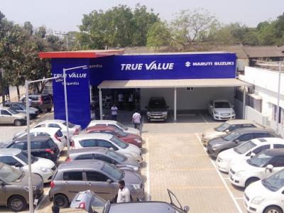 Buy Pre Owned Cars in AK Nagar from Bhargavi Automobiles -