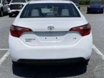 I would like to sell my  Toyota Corolla LE - Ulhasnagar